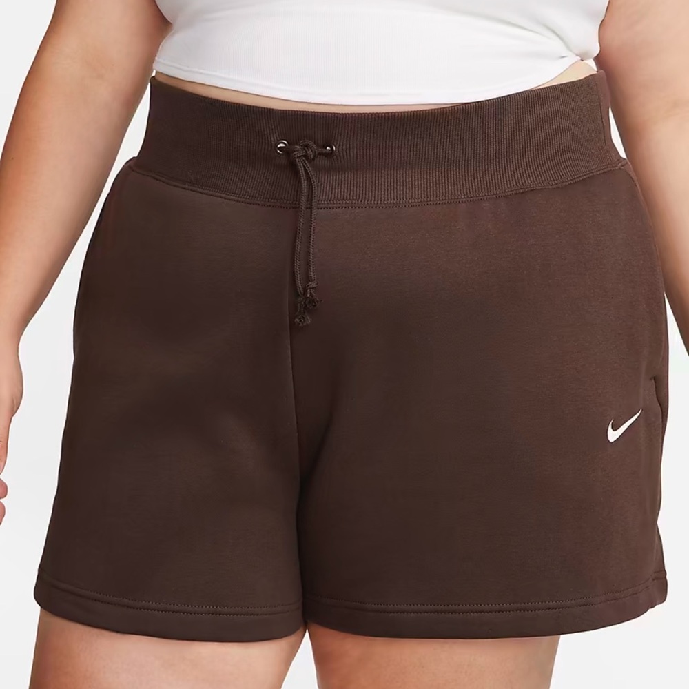 Nike Sportswear High-Waisted Loose Shorta